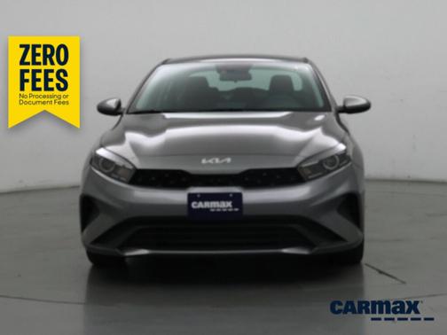 Silver 2024 Kia Forte LXS