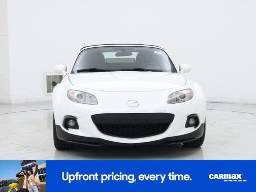 White 2015 Mazda MX-5 Miata Sport