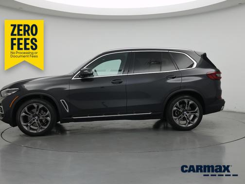 Gray 2023 BMW X5 sDrive40i