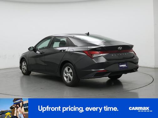 2021 Hyundai ELANTRA SE