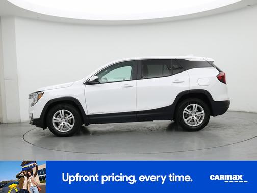 White 2024 GMC Terrain SLE