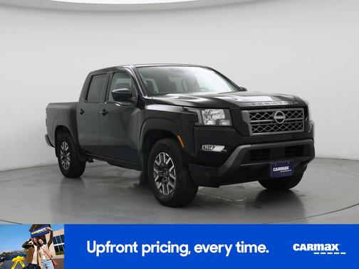 Black 2023 Nissan Frontier SV