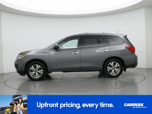 2018 Nissan Pathfinder SV