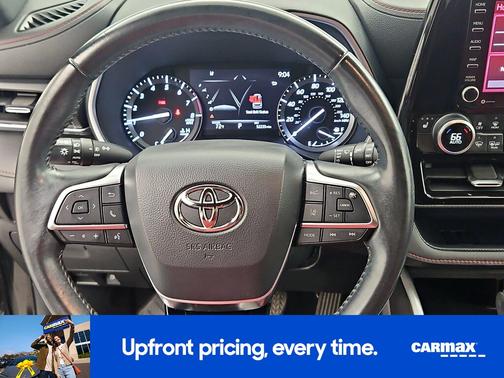 Black 2021 Toyota Highlander XSE