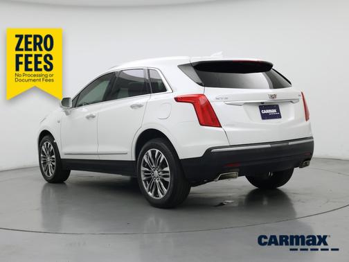 White 2018 Cadillac XT5 Premium Luxury