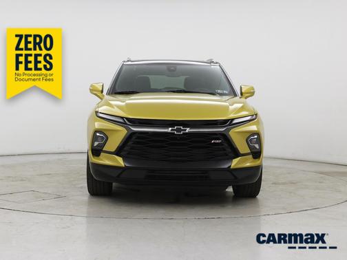 Gold 2023 Chevrolet Blazer RS