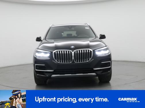 Black 2022 BMW X5 sDrive40i