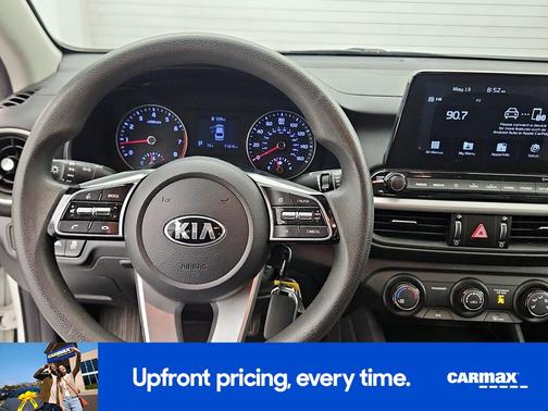 White 2020 Kia Forte LXS