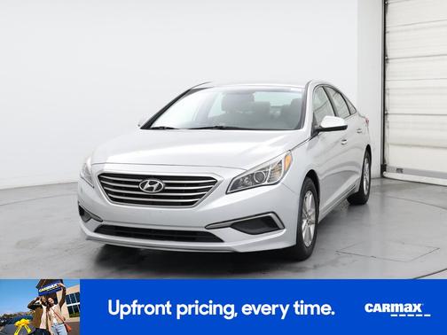 2016 Hyundai SONATA SE