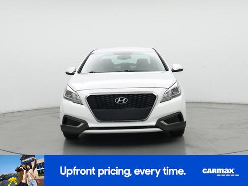 2017 Hyundai SONATA Hybrid SE