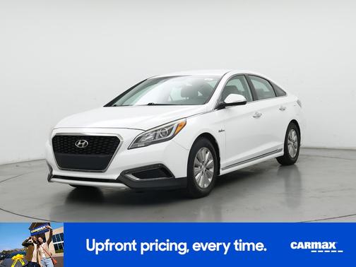 2017 Hyundai SONATA Hybrid SE