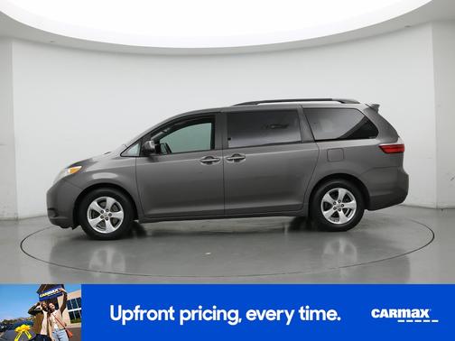 2017 Toyota Sienna LE
