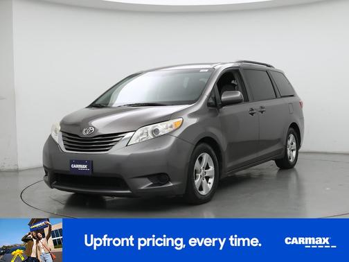 2017 Toyota Sienna LE