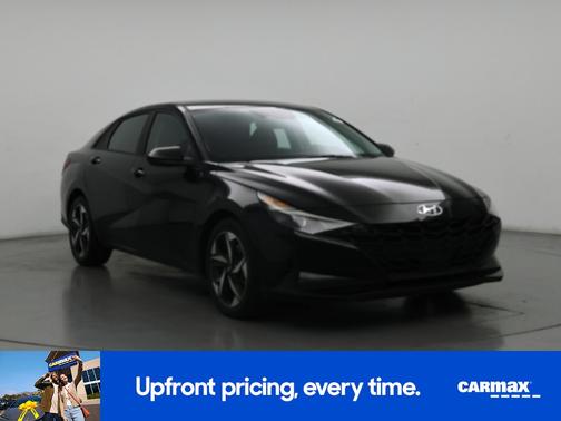 Black 2023 Hyundai ELANTRA SEL