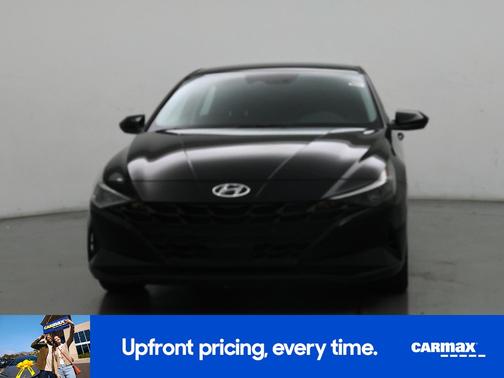 Black 2023 Hyundai ELANTRA SEL