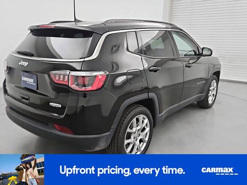 Black 2022 Jeep Compass Latitude Lux