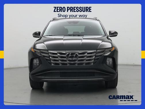 Black 2023 Hyundai TUCSON Limited