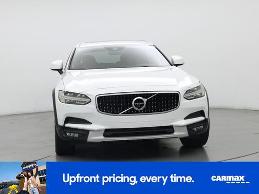 White 2018 Volvo V90 T6 Cross Country