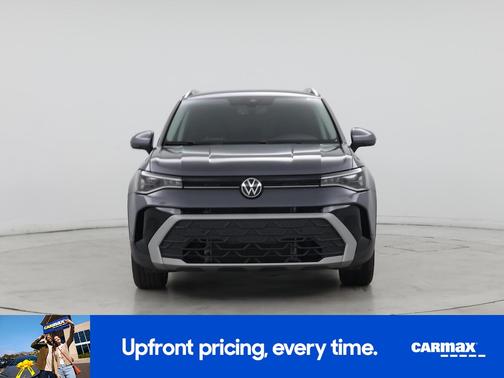 Gray 2025 Volkswagen Taos SE