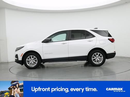 White 2023 Chevrolet Equinox LS