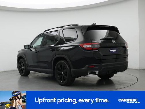 Black 2025 Honda Pilot Black Edition