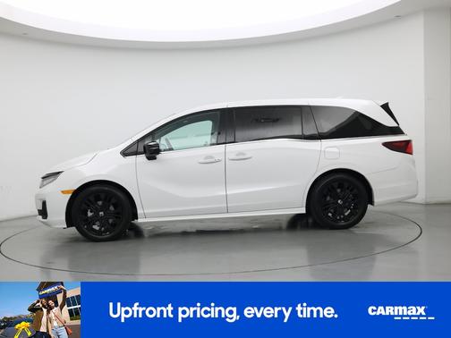 White 2025 Honda Odyssey Sport-L