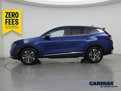 Blue 2024 Kia Sportage EX
