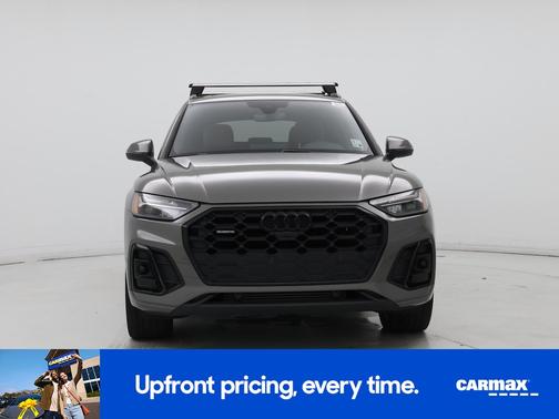 Green 2023 Audi Q5 S-Line Premium