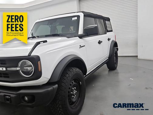 White 2023 Ford Bronco Black Diamond