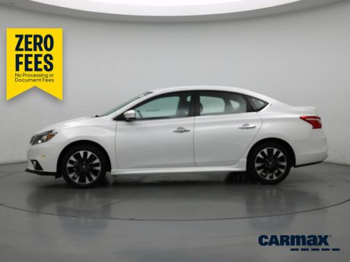 White 2019 Nissan Sentra SR