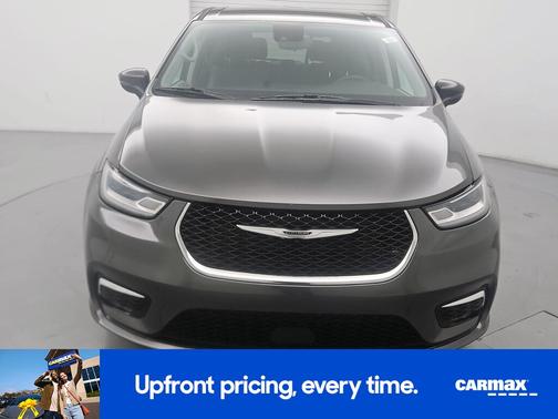 Gray 2023 Chrysler Pacifica Touring L