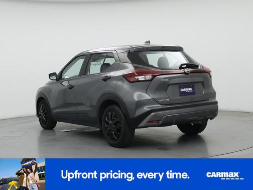 Gray 2024 Nissan Kicks S