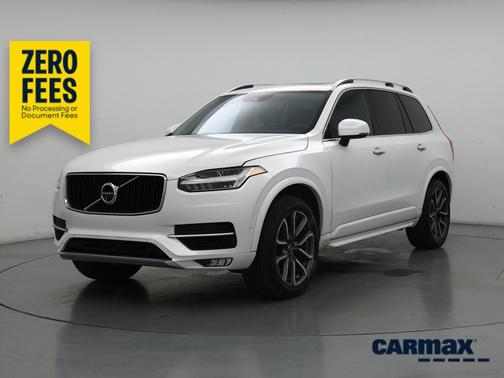 White 2017 Volvo XC90 T6 Momentum