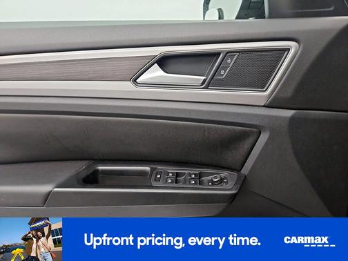 Gray 2019 Volkswagen Atlas SE w/Tech