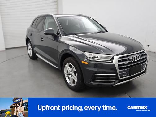 Gray 2018 Audi Q5 Premium