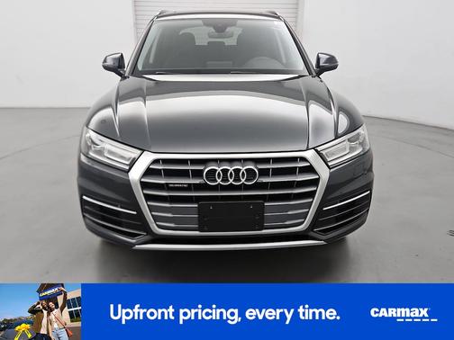 Gray 2018 Audi Q5 Premium