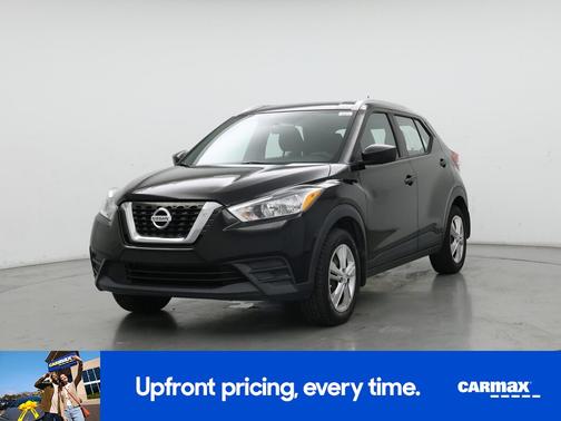 Black 2019 Nissan Kicks S