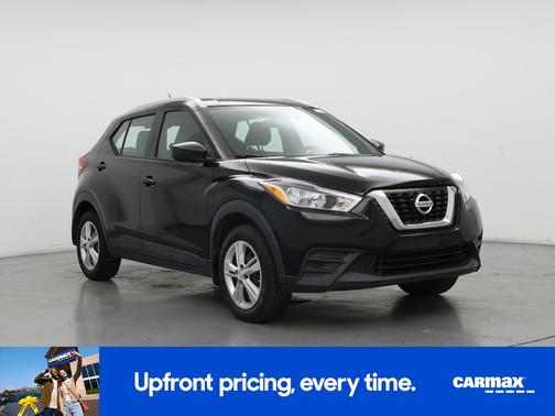 Black 2019 Nissan Kicks S