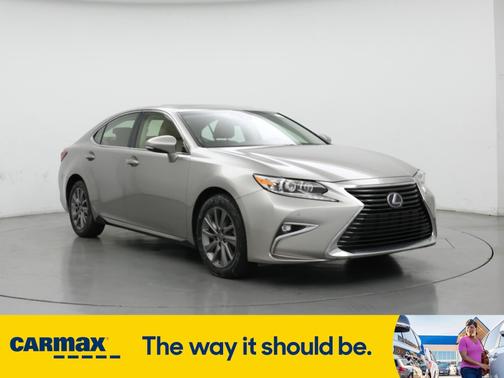 2016 Lexus ES 300h Hybrid