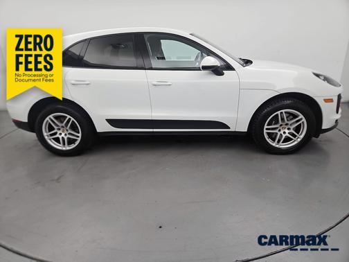White 2021 Porsche Macan