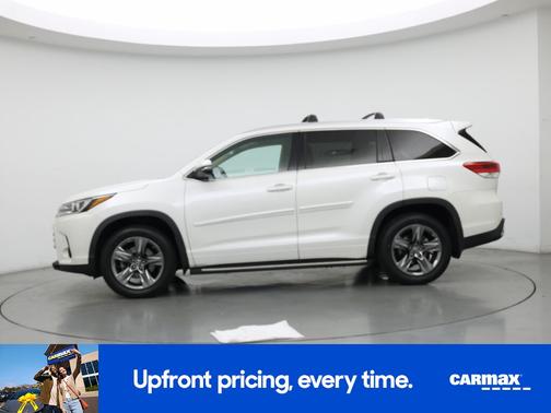 White 2017 Toyota Highlander Limited Platinum