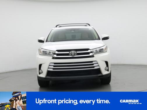 White 2017 Toyota Highlander Limited Platinum