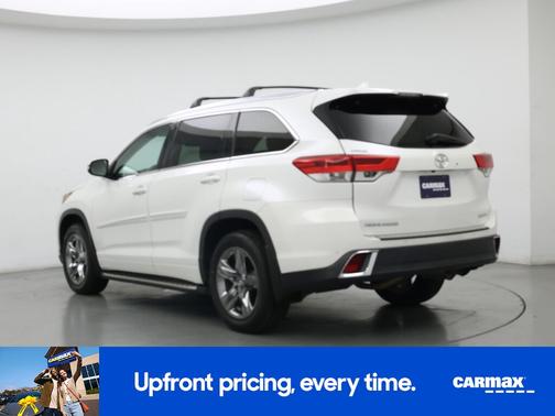 White 2017 Toyota Highlander Limited Platinum