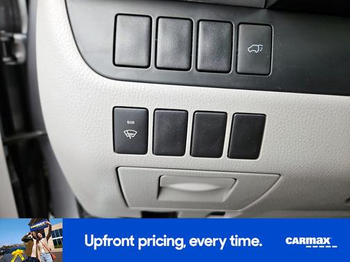 Silver 2016 Toyota Highlander XLE