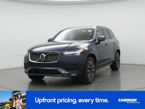 2022 Volvo XC90 T6 Momentum