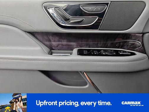 2019 Lincoln Navigator L Select