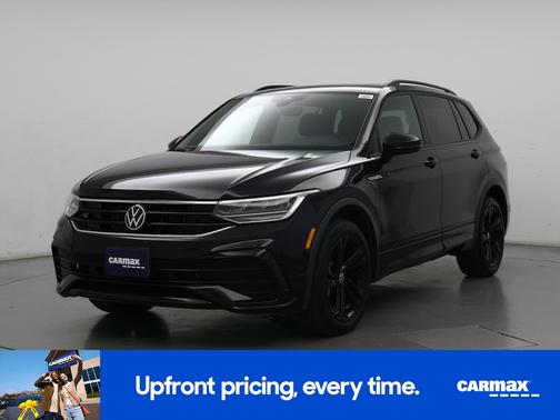 Black 2023 Volkswagen Tiguan SE R-Line Black