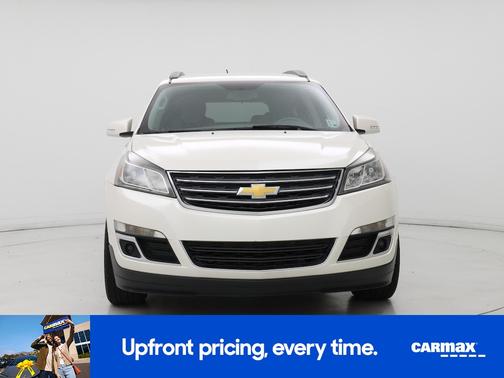 Pearl 2015 Chevrolet Traverse LT