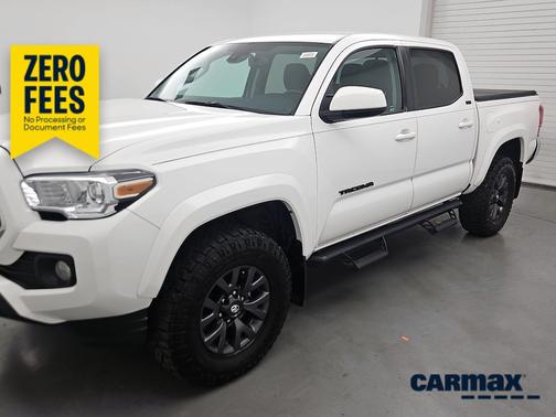 White 2023 Toyota Tacoma SR5