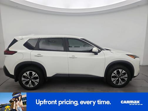 White 2023 Nissan Rogue SV